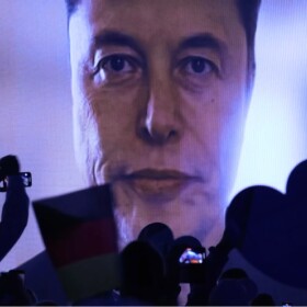 Elon Musk campaigns for Germany far right party
