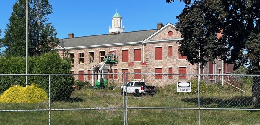 Baystate Health says a convenient care facility is coming to Ware within the next 9-12 months. Dubbed "Baystate Mary Lane Convenient Care," the facility will sport four exam rooms, as well as "on-site imaging and a laboratory." It will not be going on the same spot as the former Mary Lane Hospital, though Baystate says it remains committed to the former campus and preserving the remaining Wetherby building, seen here.