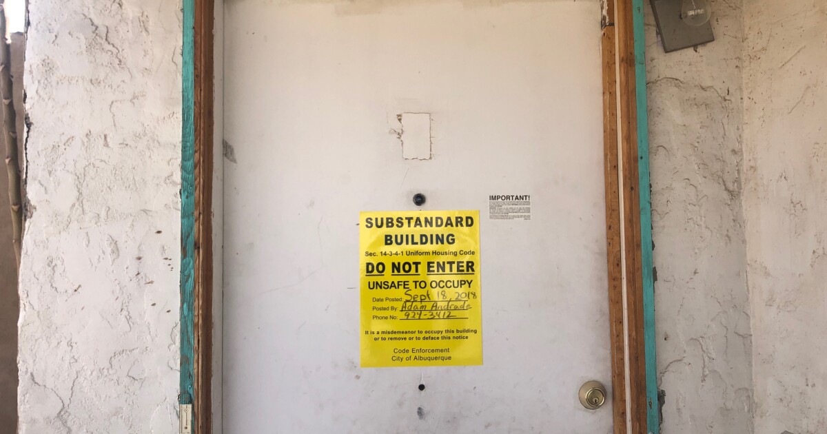 Neighborhood Group Takes On Abandoned Homes In SE Albuquerque