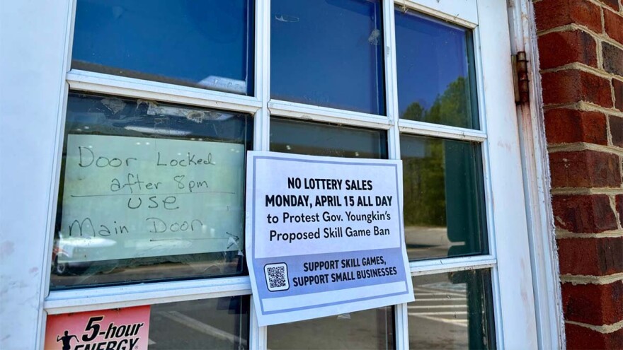 A sign posted outside a Henrico County convenience store informed customers the business was not selling lottery tickets in protest of Gov. Glenn Youngkin’s tough approach to skill games. (Photo courtesy via Graham Moomaw/Virginia Mercury)