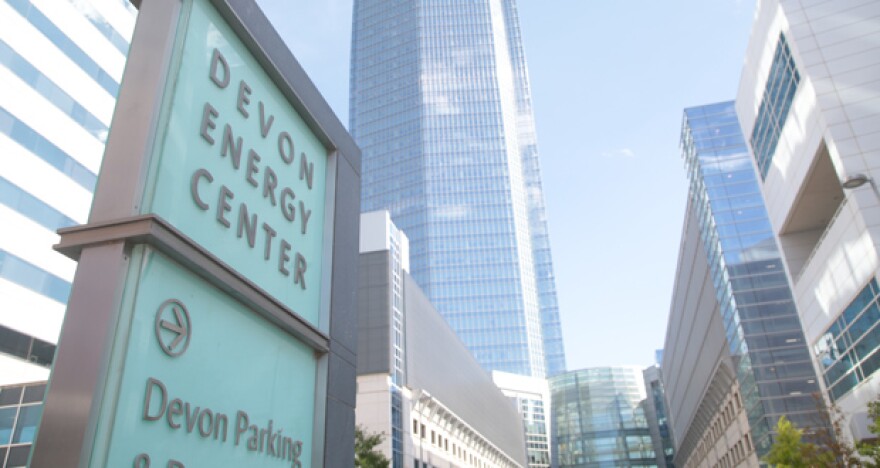Devon Energy announced Thursday an immediate 30% decrease in its capital budget for 2020.