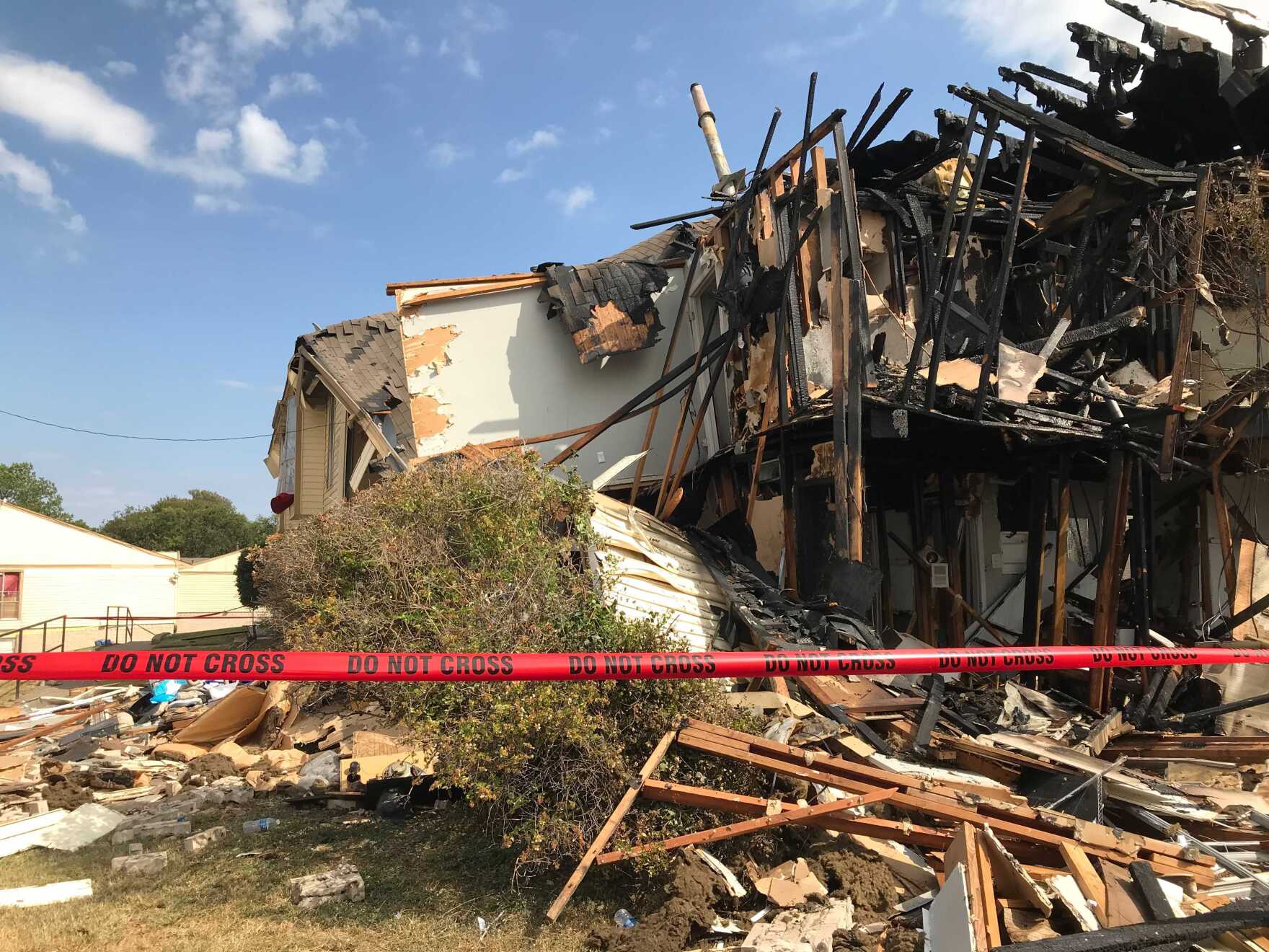 Eight People Injured In Dallas Apartment Complex Explosion And Collapse