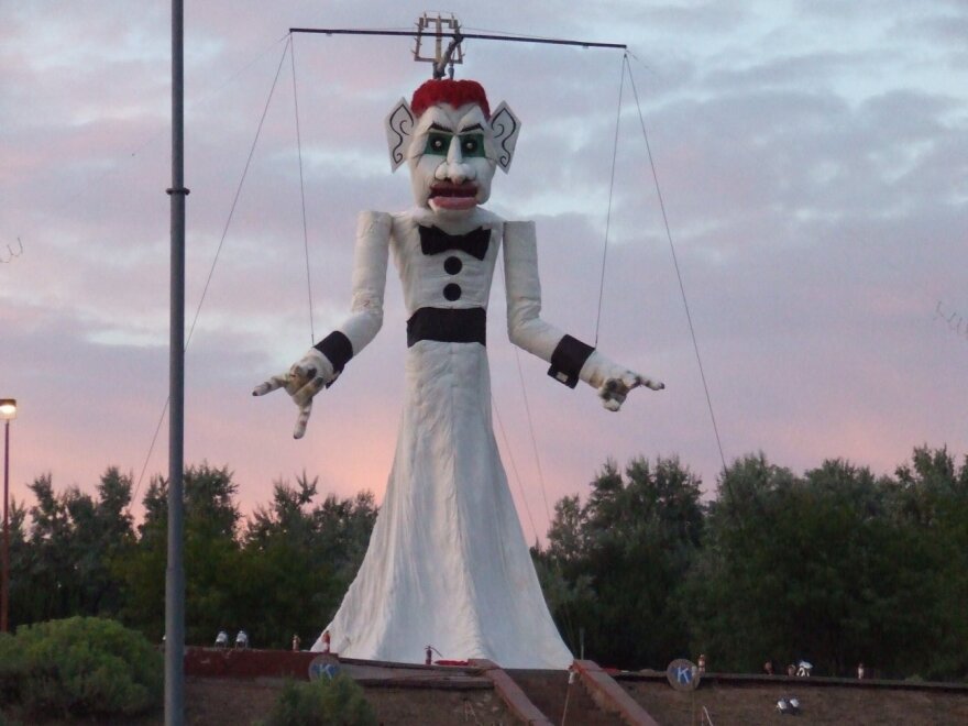 Zozobra Organizer Promises Refunds, Crash Investigators Focus On Truck