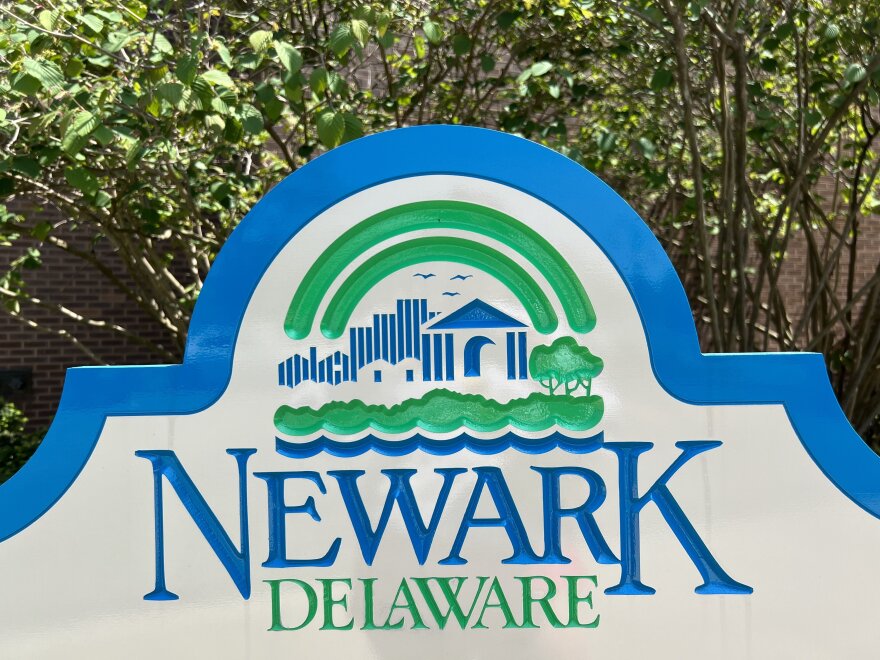 A City of Newark sign.