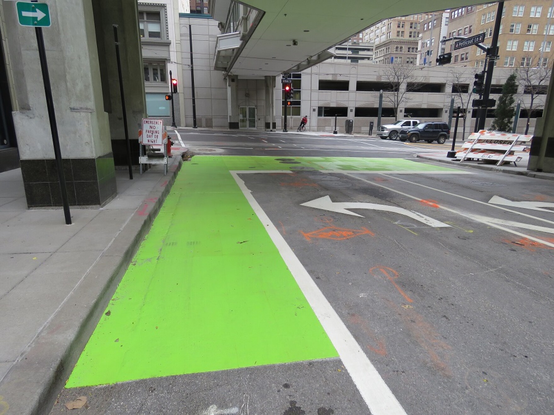 What's That Big Green Box Downtown? It's Kansas City's First 'Bike Box