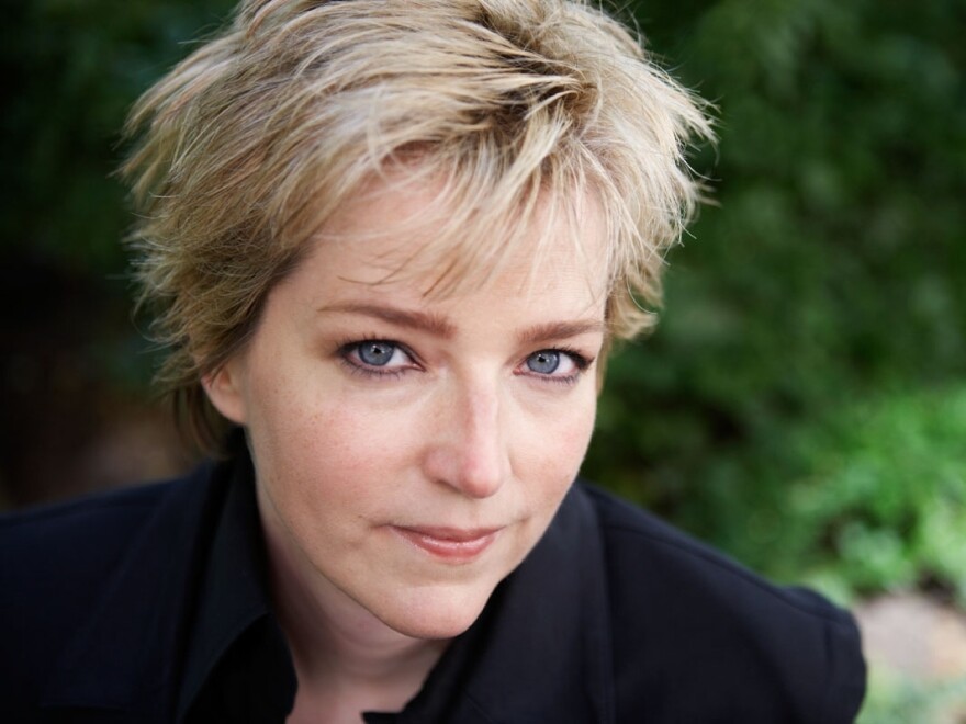In addition to her Will Trent series, Karin Slaughter has also written a series of crime novels set in the fictional town of Heartsdale, Ga.