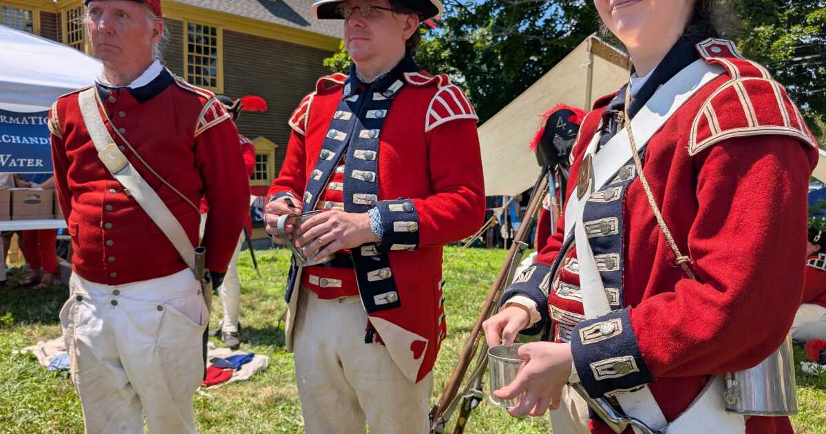 Colonial and Royal soldiers and 18th century artisans take over Exeter