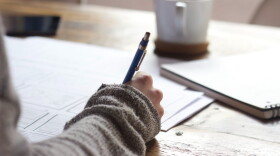 Many interns are still not paid in the U.S. (Photo by Green Chameleon/Unsplash)