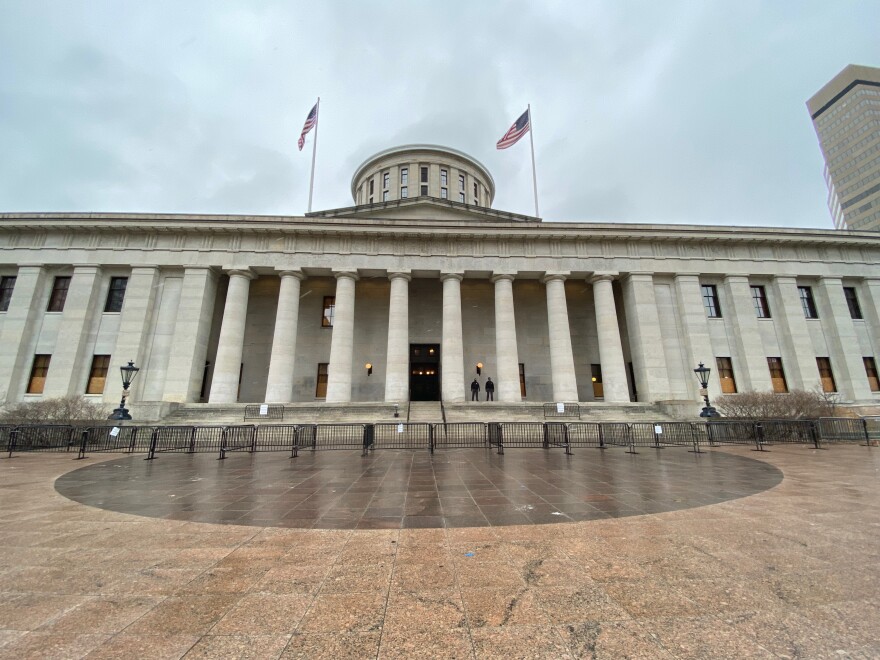 photo of the Ohio Statehouse