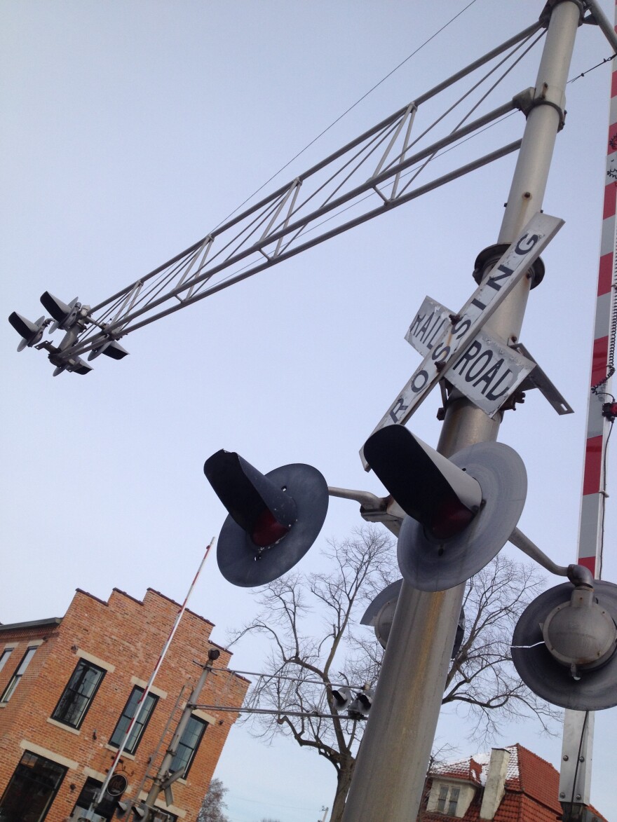 train crossing rail 