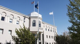 An image of the Nevada statehouse.