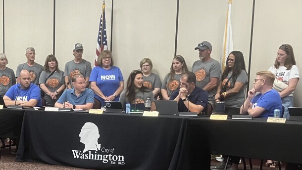 Chelsea Williams, coordinator of the Washington to Peoria satellite run of the St. Jude Runs, speaks Monday at a Washington City Council meeting. The council honored the runners with a proclamation.