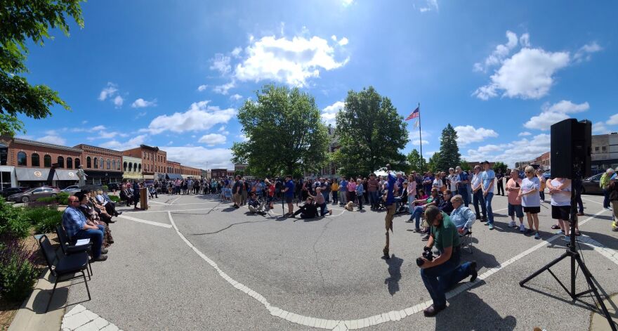 A panoramic photo of the unveiling event.