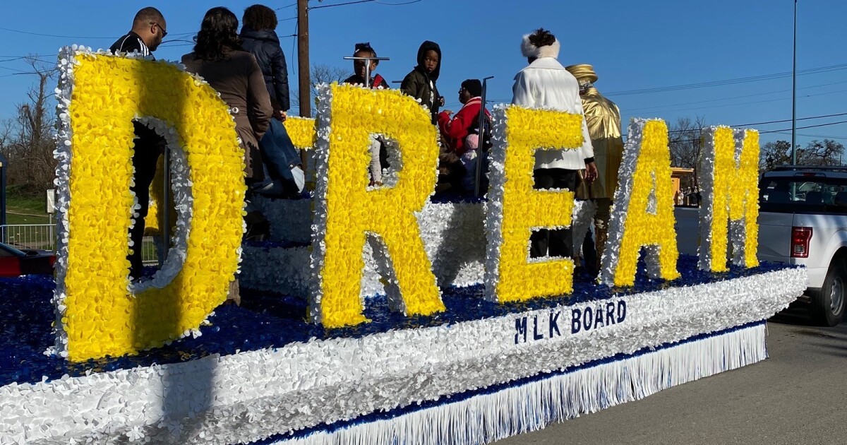 Thousands Turn Out For 38th Annual MLK Day Parade In Dallas | KERA News