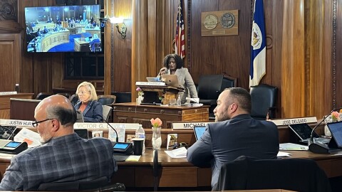 By a vote of 4-7, the Springfield City Council shot down a "no confidence" resolution targeting Council President Tracye Whitfield (center, at speaker's podium). Whitfield recused herself from the vote, which came after weeks of being at the center of a city law department legal review.