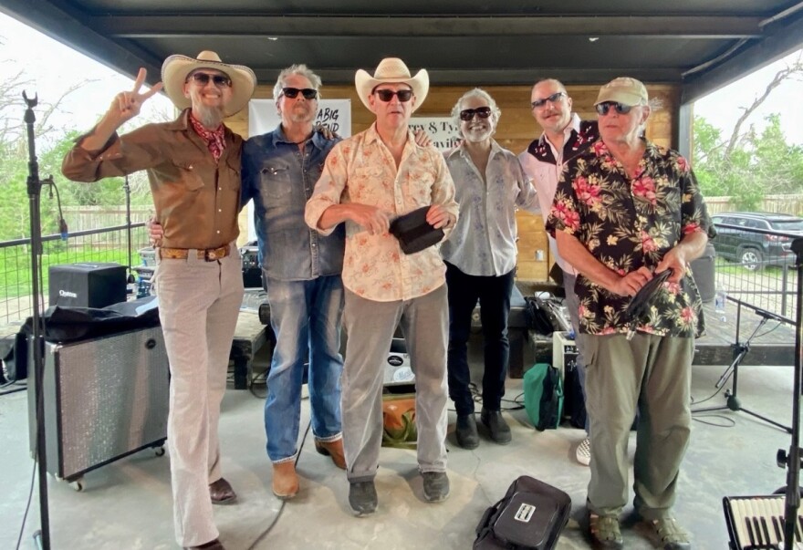 Mitch Webb and the Swindles