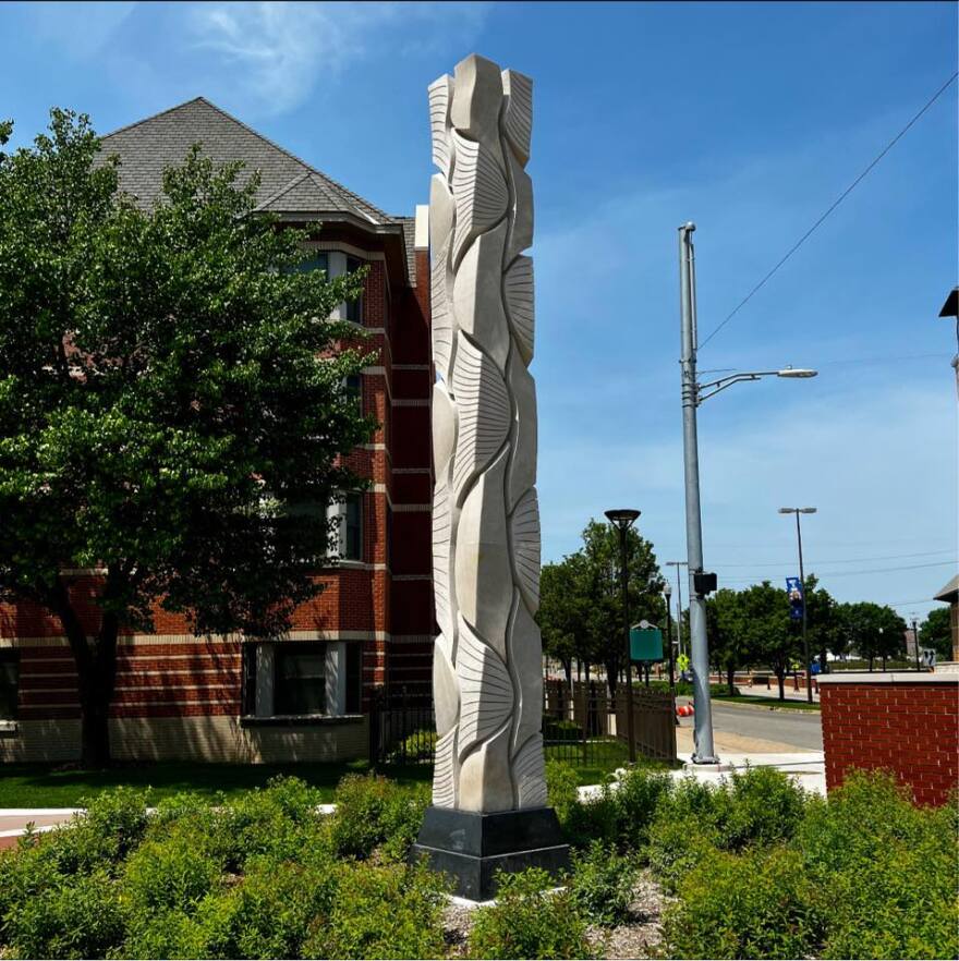 Aki Ndodem (Earth Totem) by sculptor Jason Quigno.