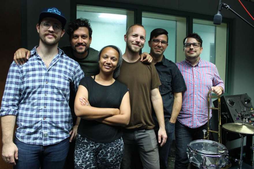 The ShBooms: (l-r) Bryan Sherbrook, Al Ruiz, Brenda Radney, Davis Schleicher, Kevin Connolly &amp; Mike Ortiz. Photo: Matthew Peddie, WMFE