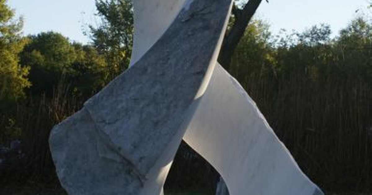 Carving Studio Brings Rare Italian Craft To West Rutland Vermont Public