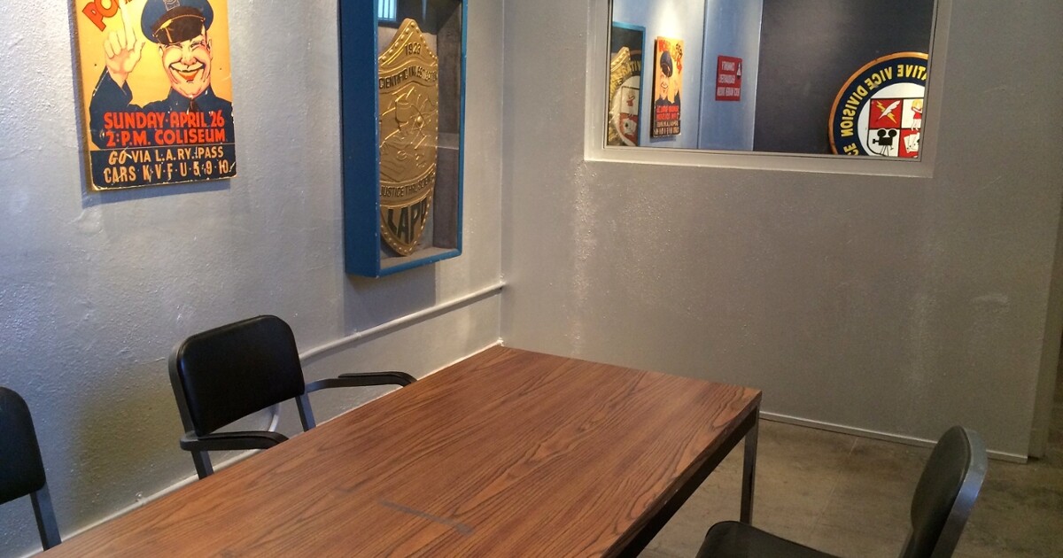 The simple science behind one-way glass