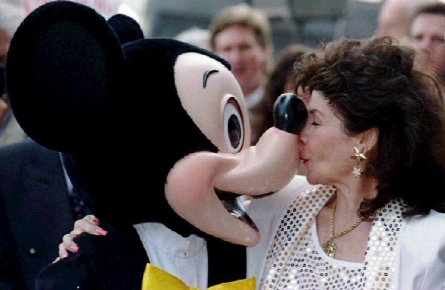 Former Mouseketeer Annette Funicello reconnected with an old friend and colleague when she unveiled her star on the Hollywood Walk of Fame in September 1993.