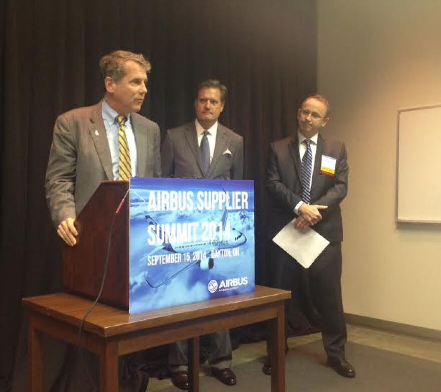 On Monday, U.S. Sen. Sherrod Brown (D-OH) joined Airbus Vice President of Procurement David Williams and U.S. Rep. Mike Turner (OH-10) at the National Composite Center in Kettering at the fourth procurement conference held between Airbus and more than 90 