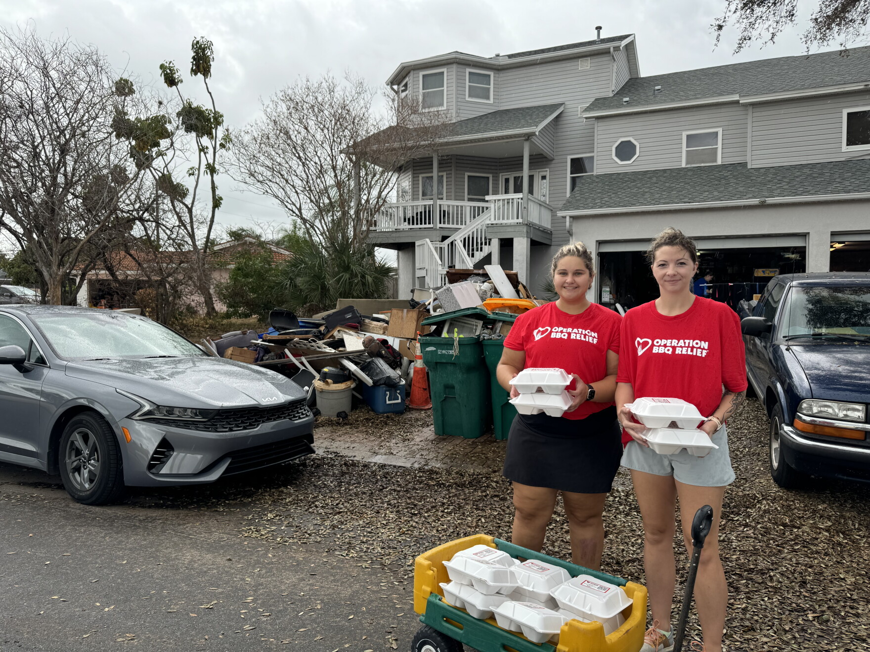 Organizations provide a post-hurricane help for the Tampa Bay area | WUSF