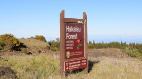 An image of a sign at the Hakalau Forest National Wildlife Refuge.