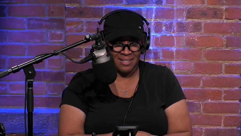 Blues singer Gina Coleman joins The Fabulous 413 to talk about the new Williamstown Blues & Roots Festival as well as perform for Live Music Friday.