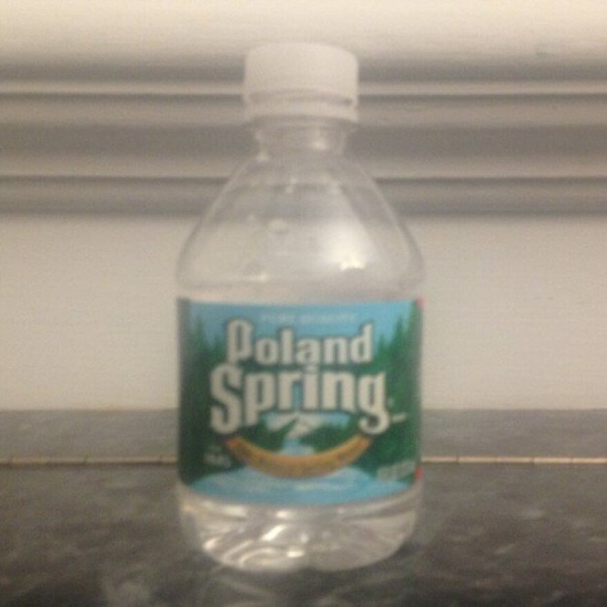 The senator's water bottle. (He tweeted this image after his address.)