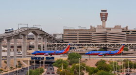 Sky Harbor SW planes