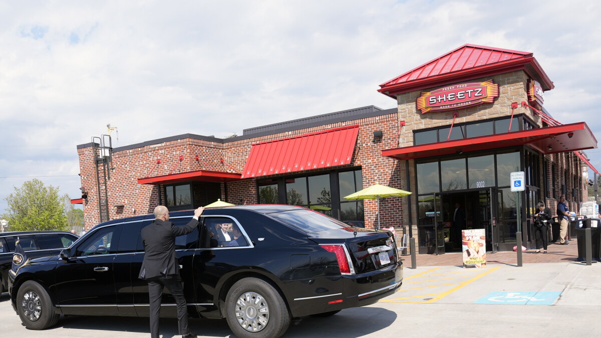 Sheetz, which has hundreds of outlets in 6 states, hit with discrimination lawsuit - Vimarsana News