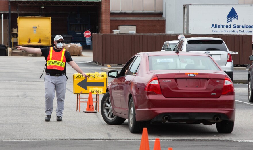 Cars in line for COVID-19 testing in Floyd County in March 2020. 