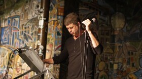 Tom Smith performing on Dec. 13, 2013 in Jacksonville, Fla.