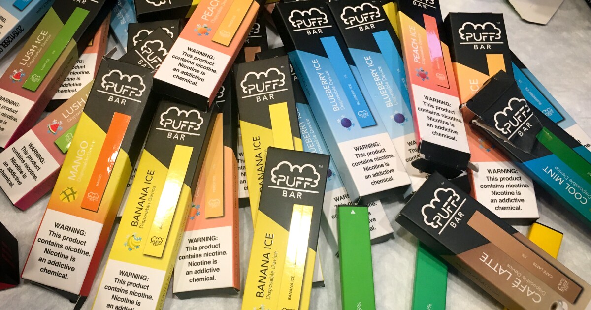 Parents: Teens Are Still Vaping, Despite Flavor Ban. Here's What They're Using | Connecticut Public Parents: Teens Are Still Vaping, Despite Flavor Ban. Here's What They're Using | Connecticut Public