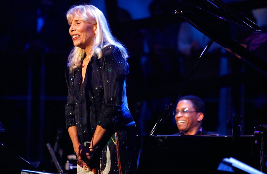 Joni Mitchell and Herbie Hancock perform as part of Nissan Live Sets on Yahoo! Music in Los Angeles on Thursday, March 20, 2008. (AP Photo/Mark Mainz)