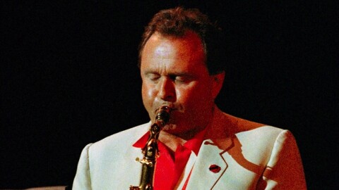 Stan Getz performs at the JVC Jazz Festival Sunday at Carnegie Hall in New York, June 22, 1987. (AP Photo/Osuma Honda).