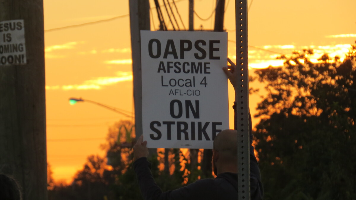 Princeton bus drivers' strike enters 2nd week