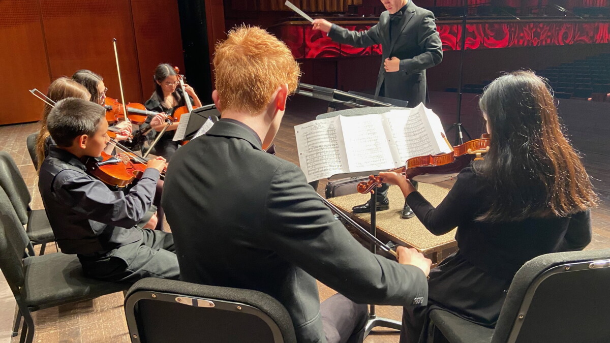 Teens find out what it's like to play on the Tobin stage - Vimarsana News