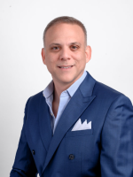 Carlos Frías