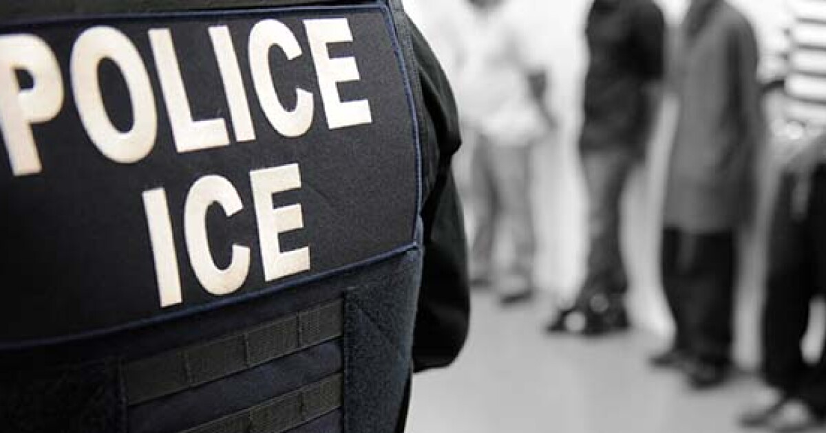 Ecuadorian roofing crew detained during traffic stop, later released on bond