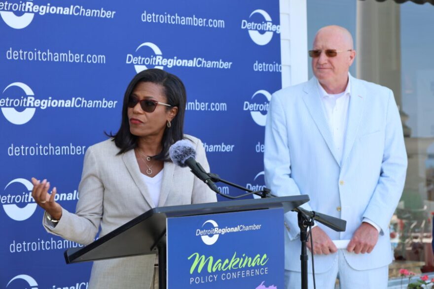 DTE President Joi Harris and vice chairman Trevor Lauer announce partnership with LG to build battery storage facilities.