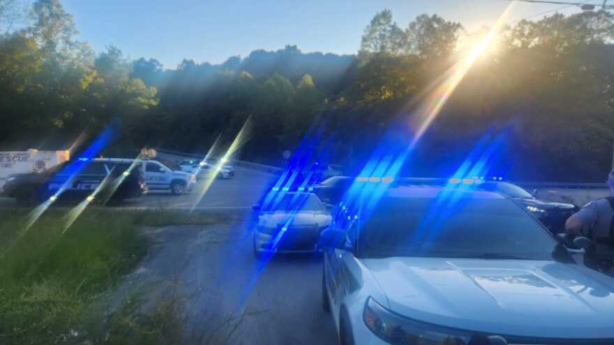 Police converge on a site near the active shooting in Laurel County near I-75