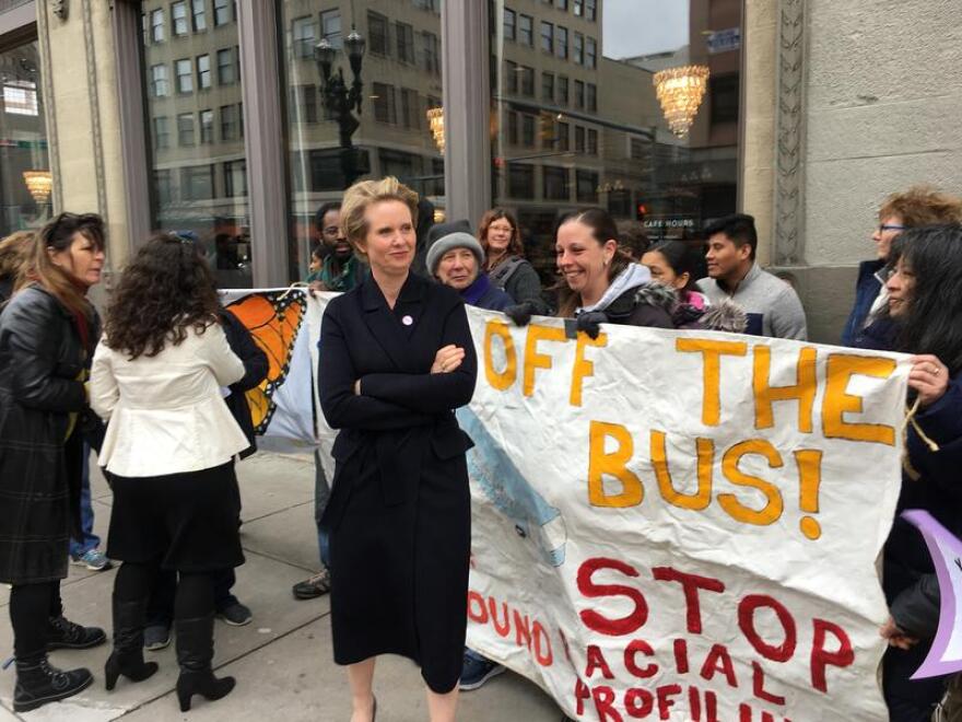 Cynthia Nixon stands with immigration activists in downtown Syracuse. TOM MAGNARELLI / WRVO PUBLIC MEDIA