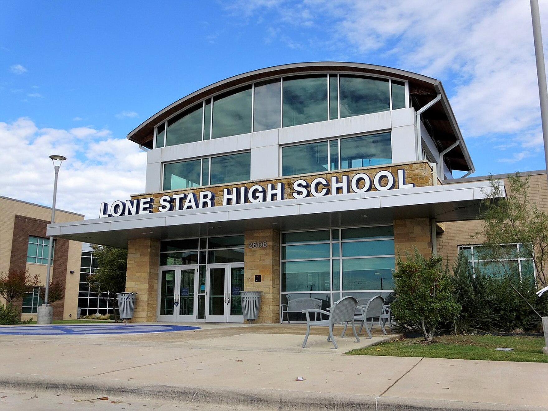 Lone Star High School in Frisco reopens after investigation of threats