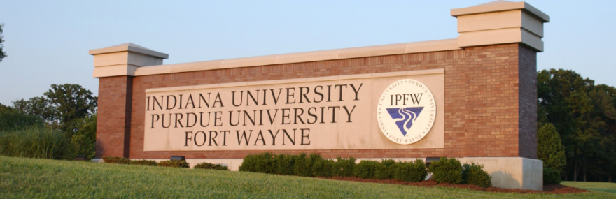 Indiana University trustees are expected to discuss the possible restructuring of IPFW during a meeting Thursday.