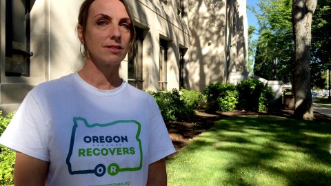 Kelley Rene standing in front of Jackon County Courthouse