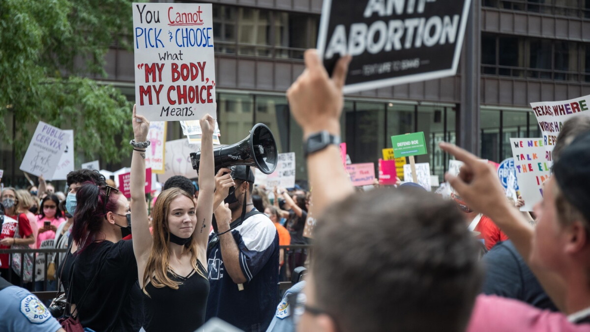 Illinois continues abortion protections after Roe v. Wade reversal - Vimarsana News