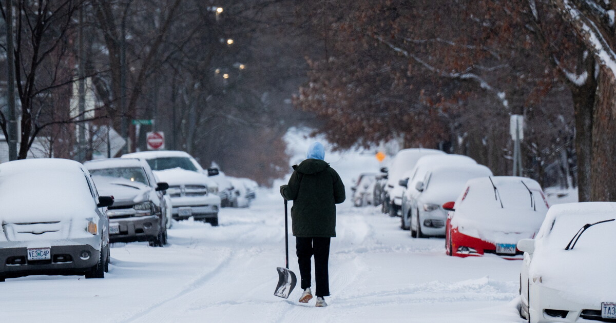Icy slabs linger in St. Louis 11 days after storm | STLPR