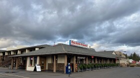 The Plaza Bonita Restaurant, south of Grand Canyon National Park in Tusayan, welcomed federal employees and local families for free meals hosted by the Grand Canyon Conservancy, Sunday, Nov. 16, 2025.